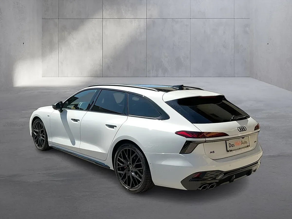 Audi A6 Avant Quattro 2025 photo 3