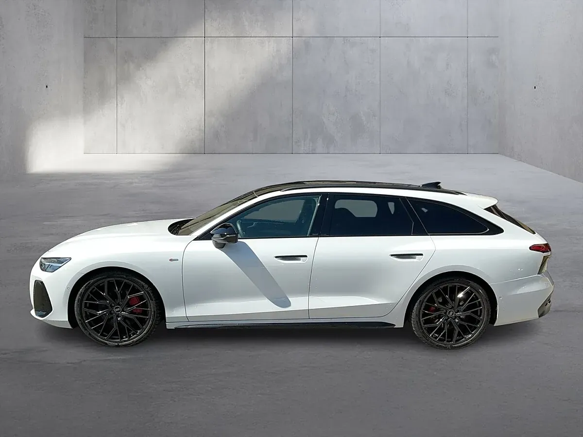Audi A6 Avant Quattro 2025 photo 2