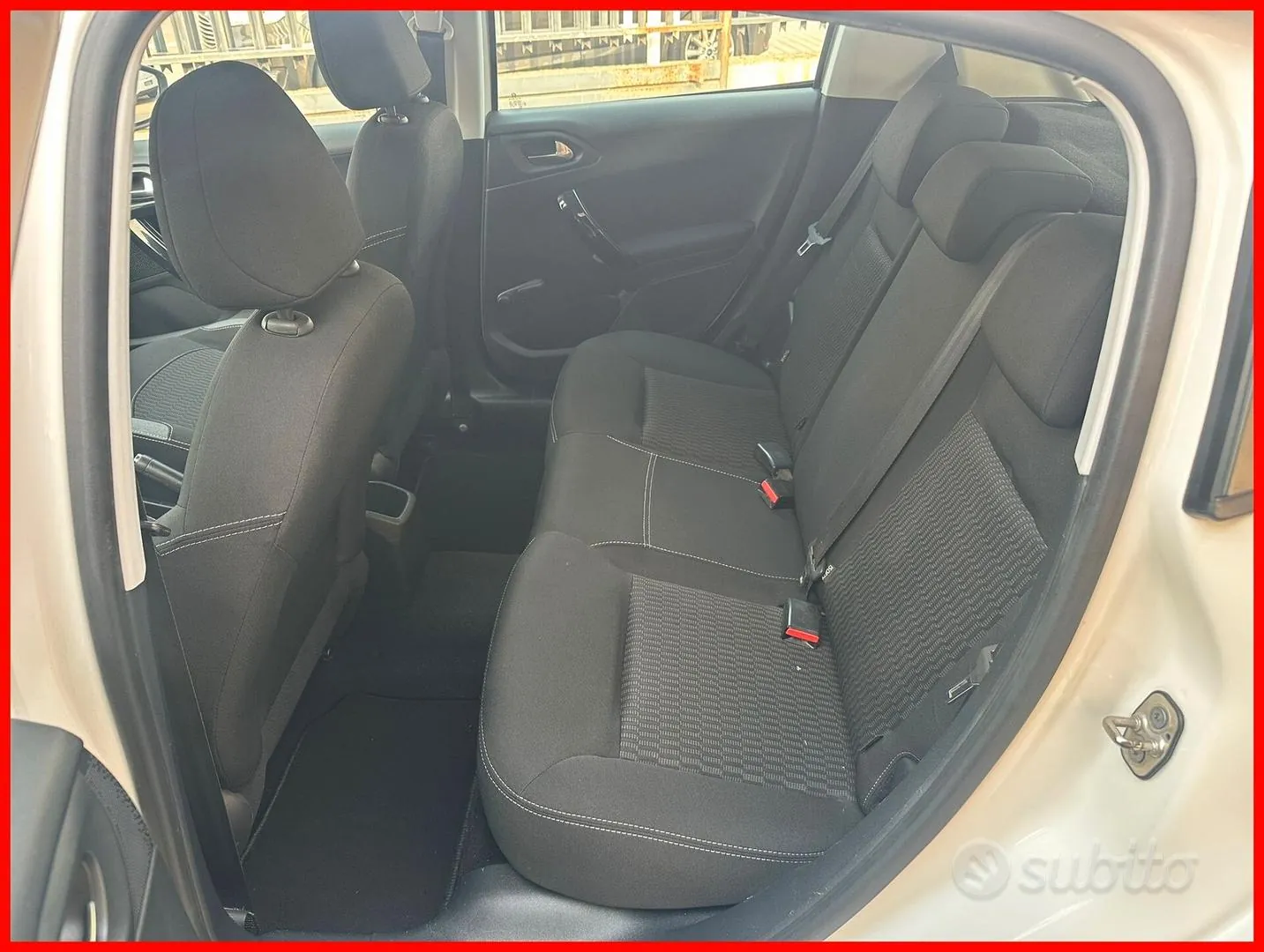 Peugeot 208 2016 photo 5