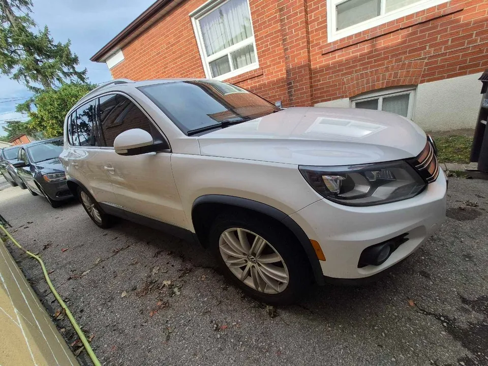 Volkswagen Tiguan 2012 photo 2