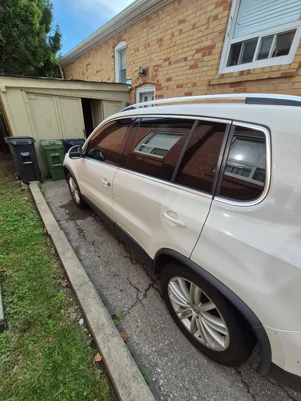 Volkswagen Tiguan 2012 photo 5