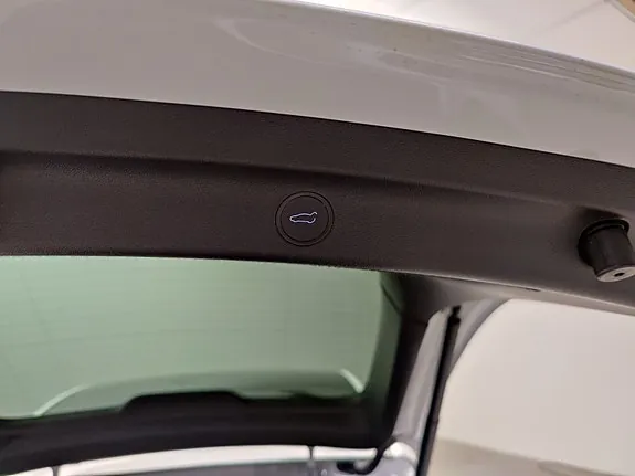 Tesla Model Y 2022 photo 5