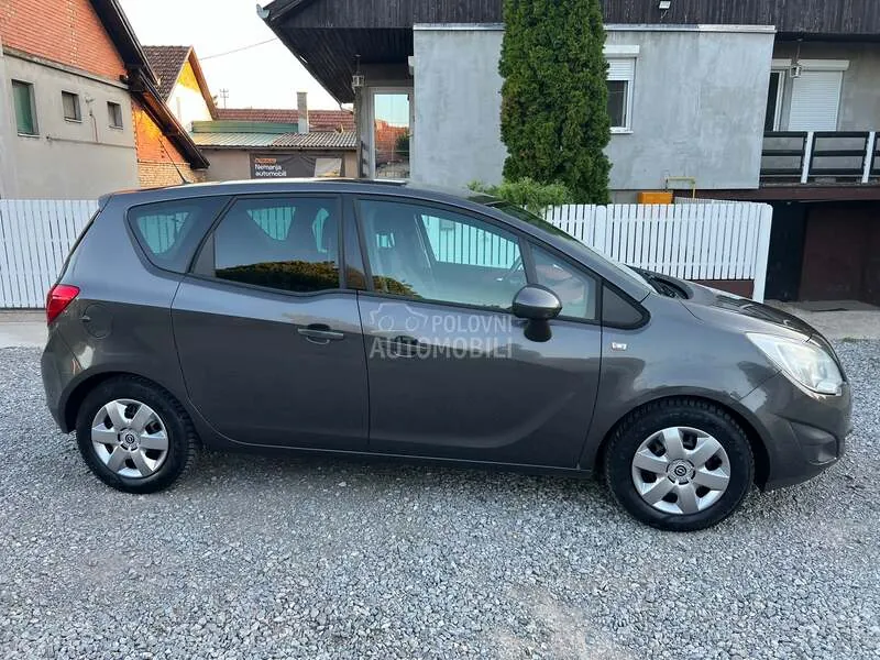 Opel Meriva 2010 photo 5