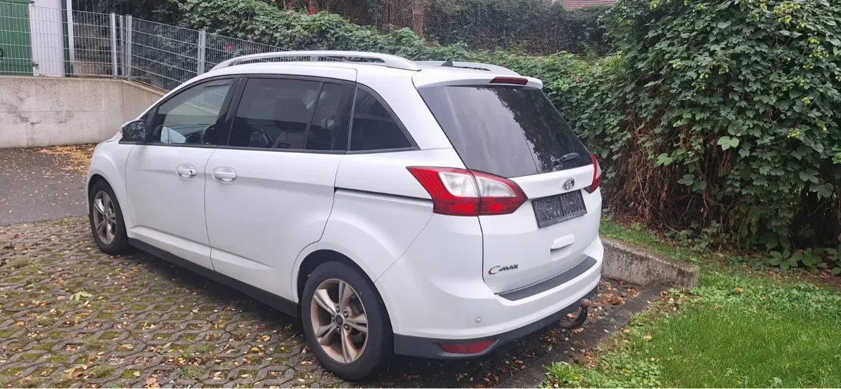 Ford C-Max 2013 photo 3