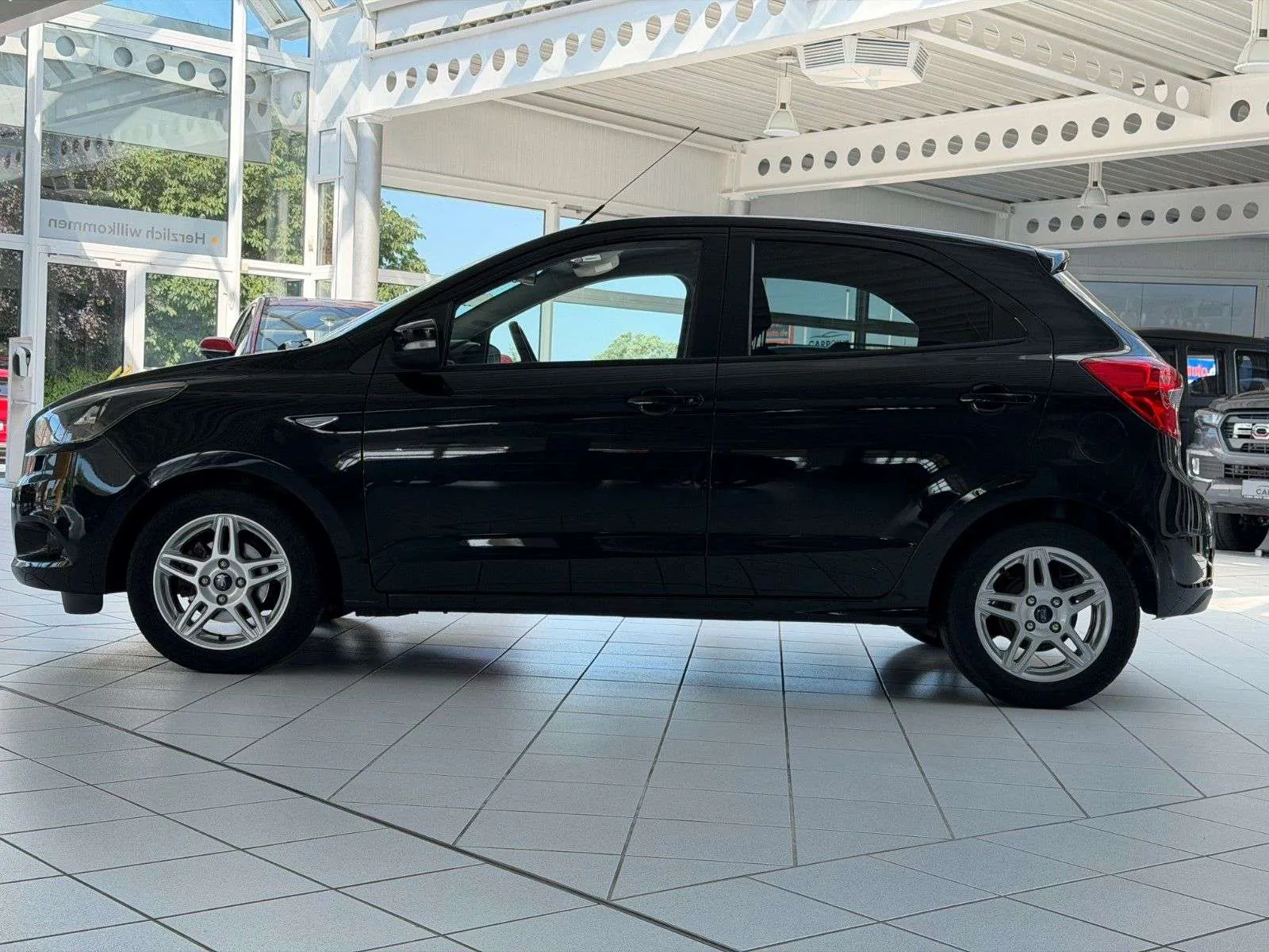 Ford Ka 2017 photo 2
