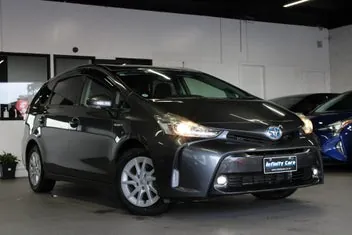 Toyota Prius 2015 photo 2