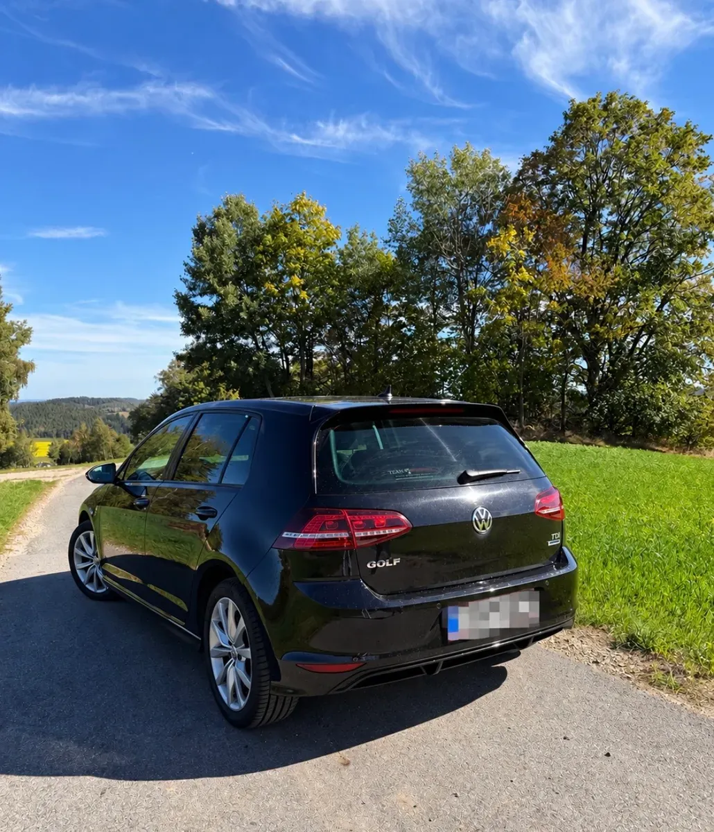 Volkswagen Golf 2017 photo 2