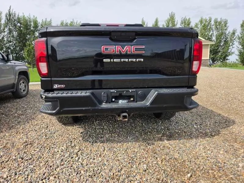 GMC Sierra 1500 2021 photo 2