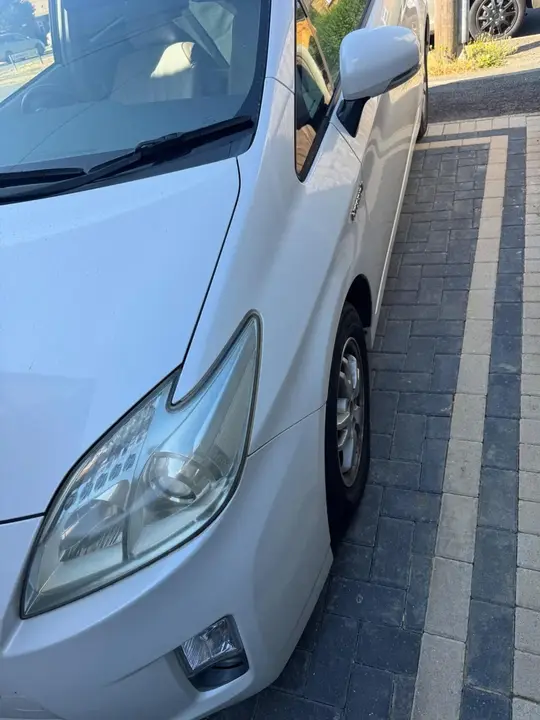 Toyota Prius 2026 photo 2