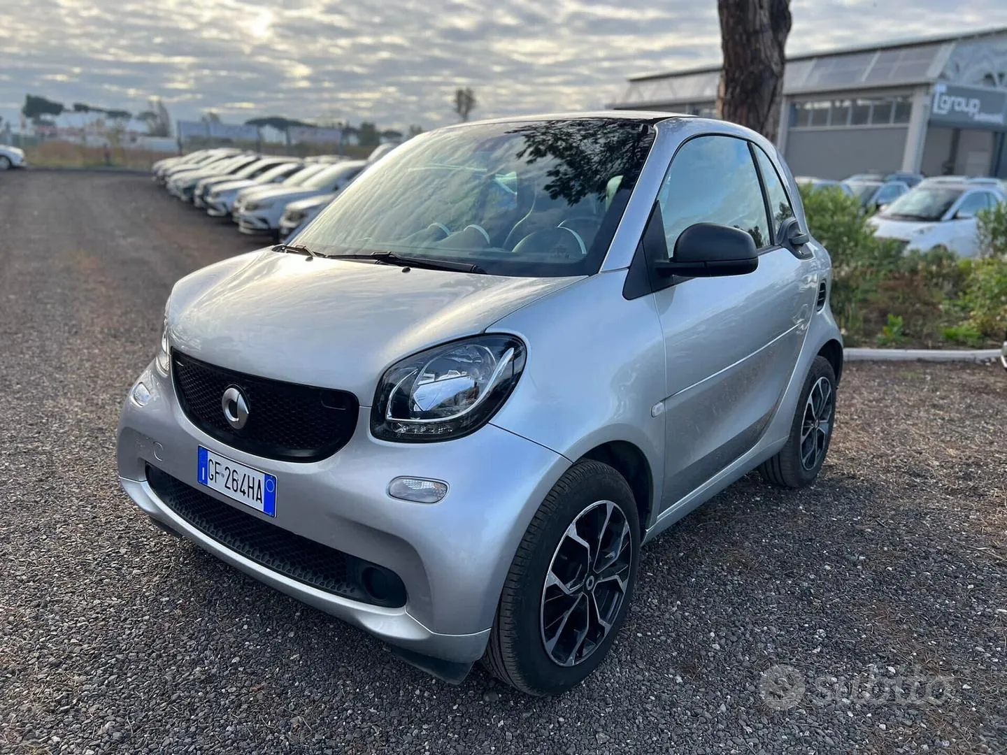 Smart Fortwo 2018 photo 2