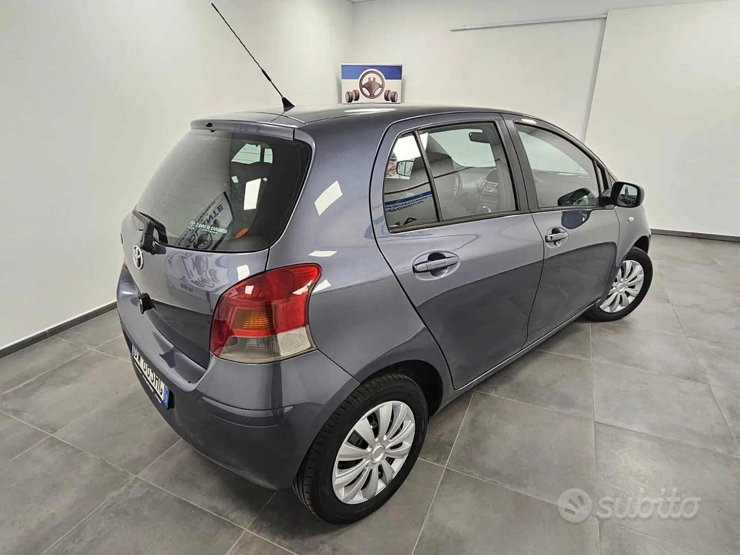 Toyota Yaris 2009 photo 4