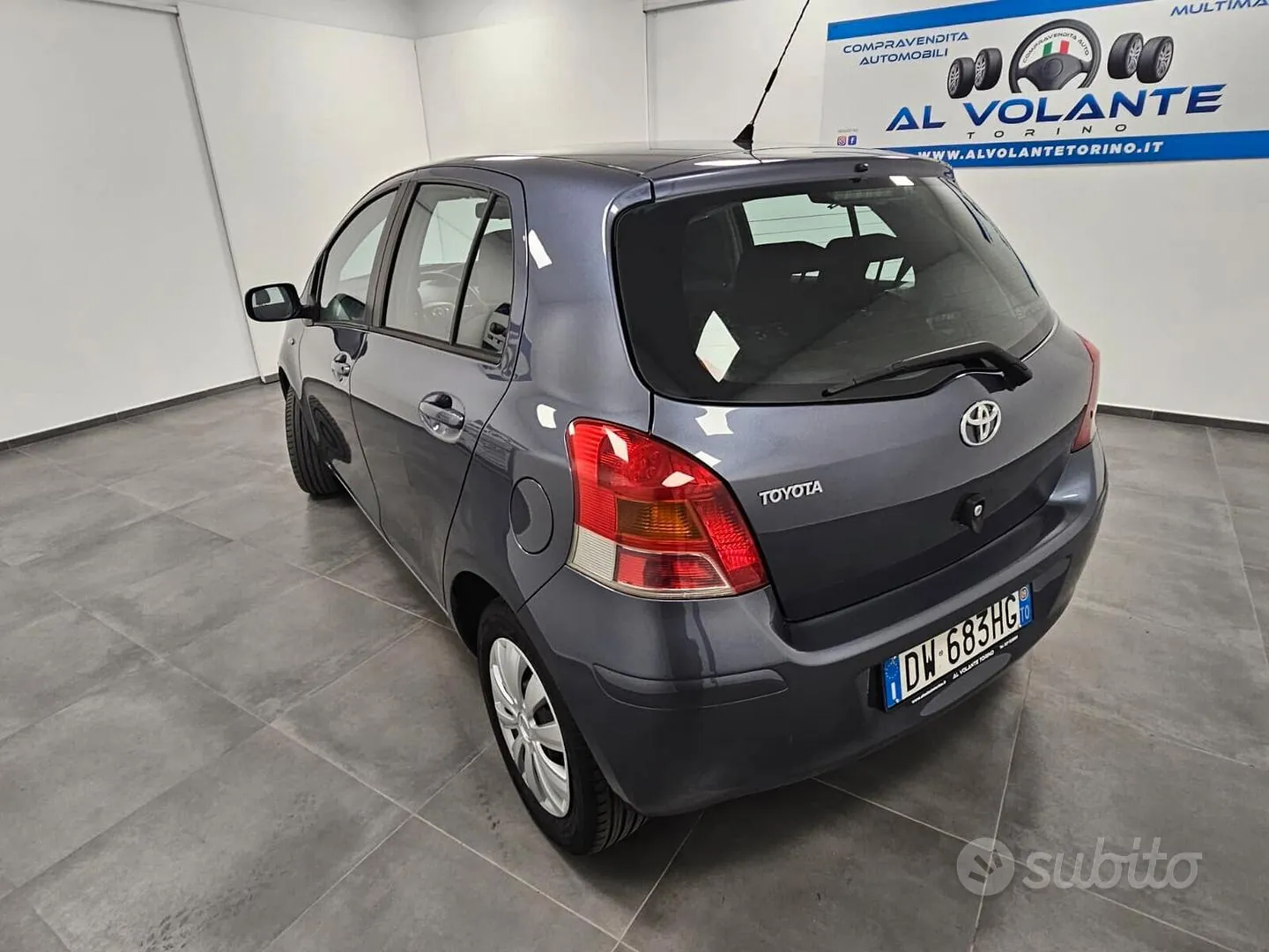 Toyota Yaris 2009 photo 5