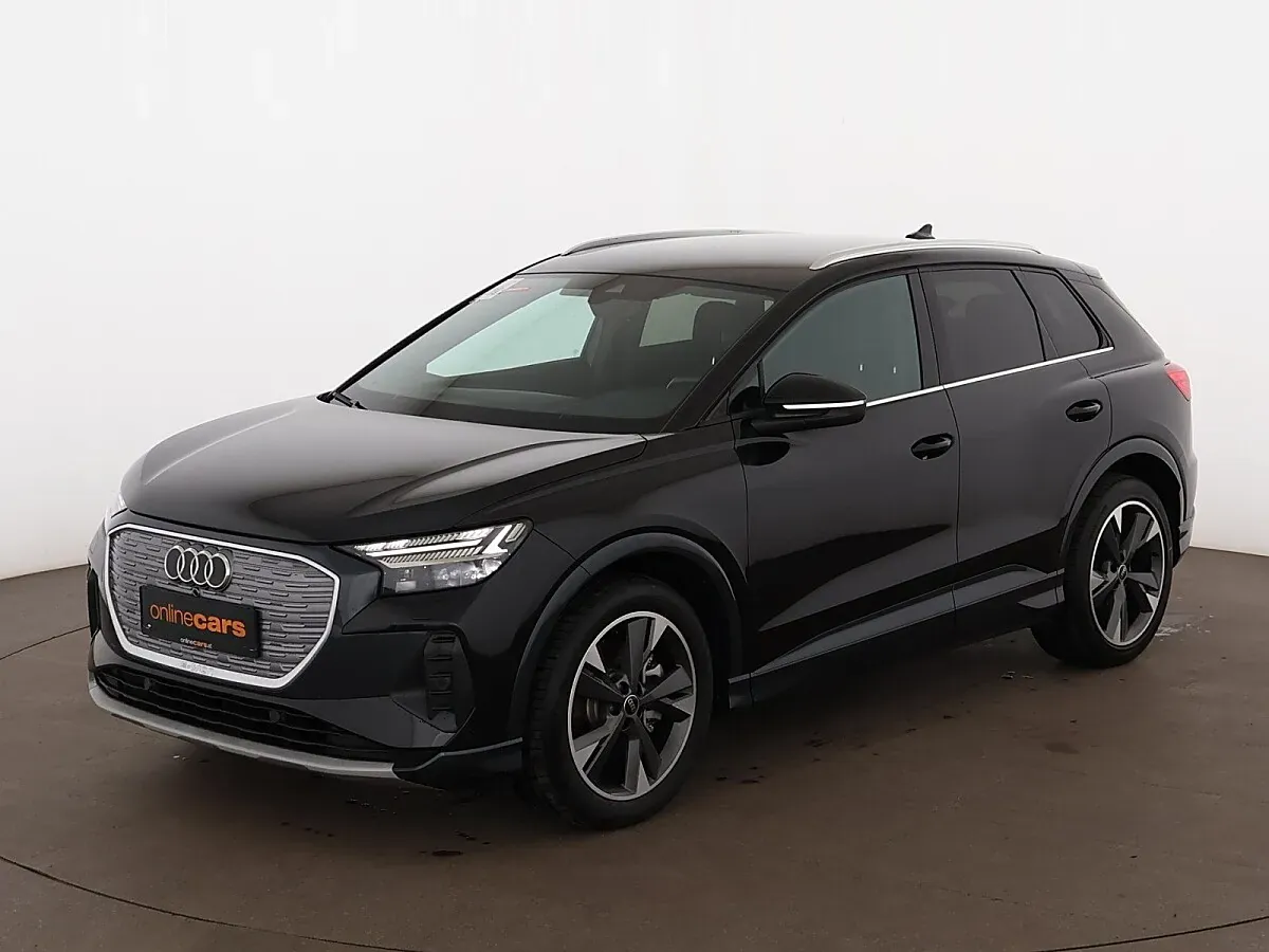 Audi Q4 2023 photo 2
