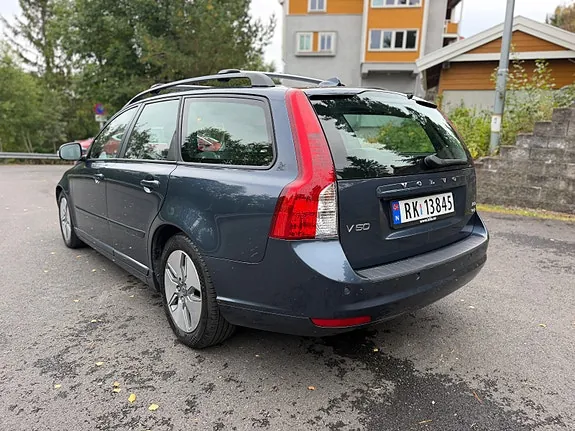 Volvo V50 2010 photo 3