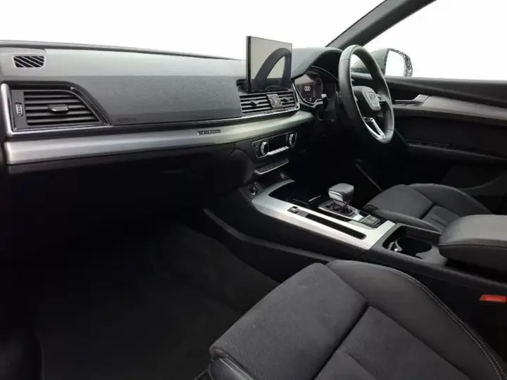Audi Q5 2022 photo 5