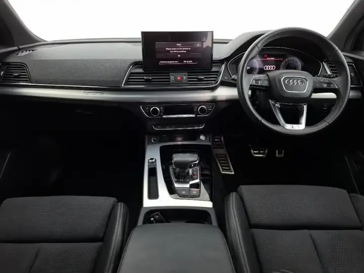 Audi Q5 2022 photo 3