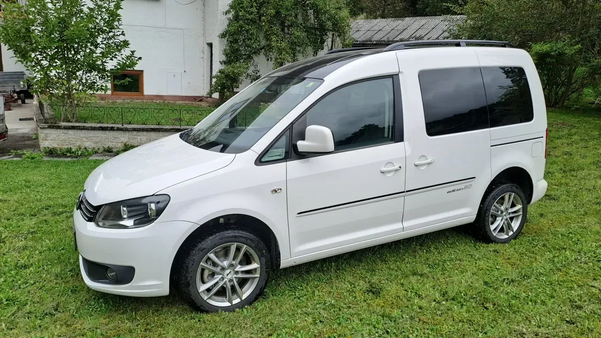 Volkswagen Caddy 2013 photo 2