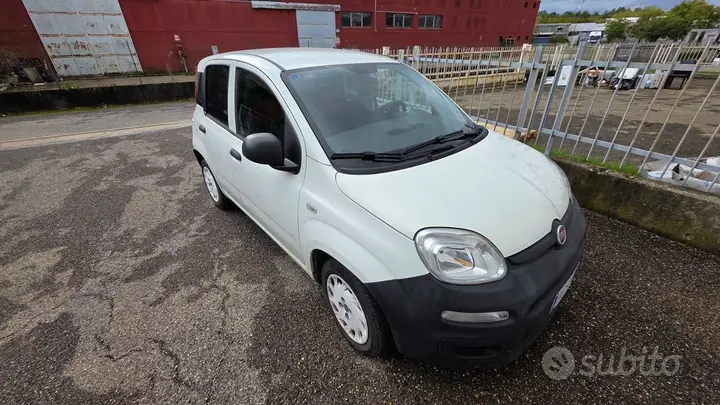 Fiat Panda Van 2017 photo 2