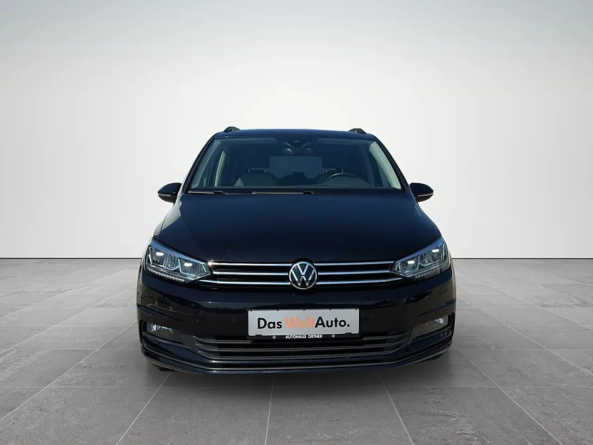 Volkswagen Touran 2022 photo 2