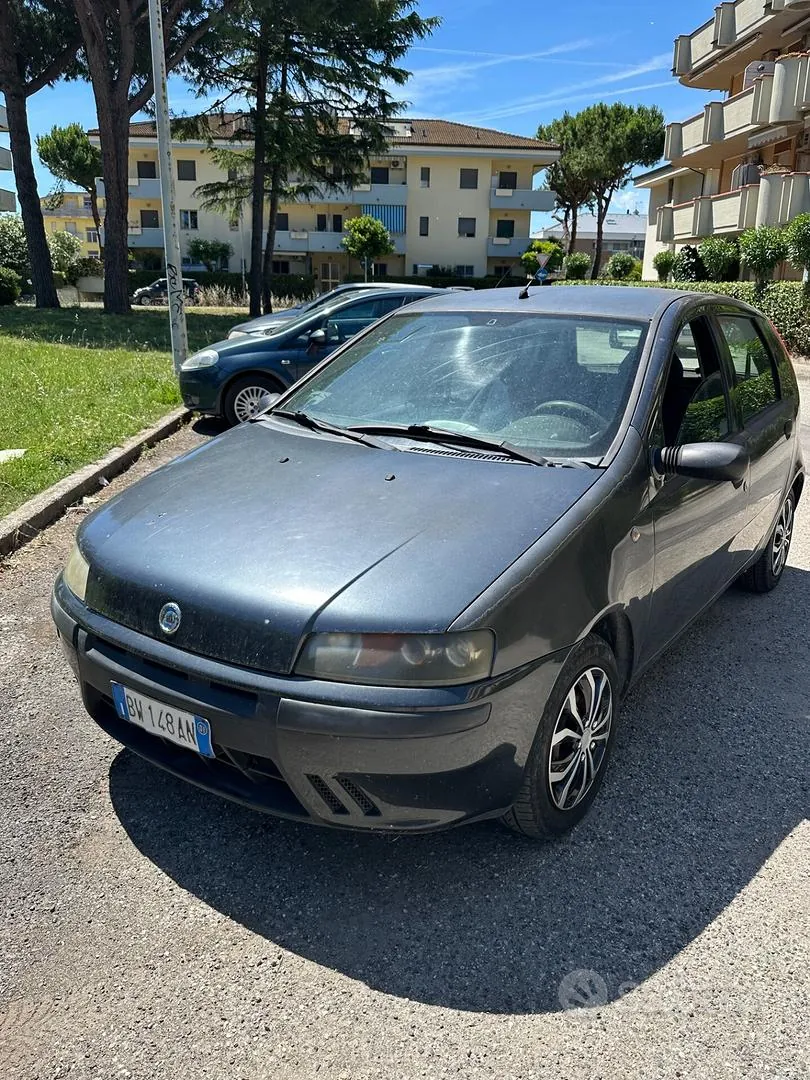 Fiat Punto 2001 photo 2