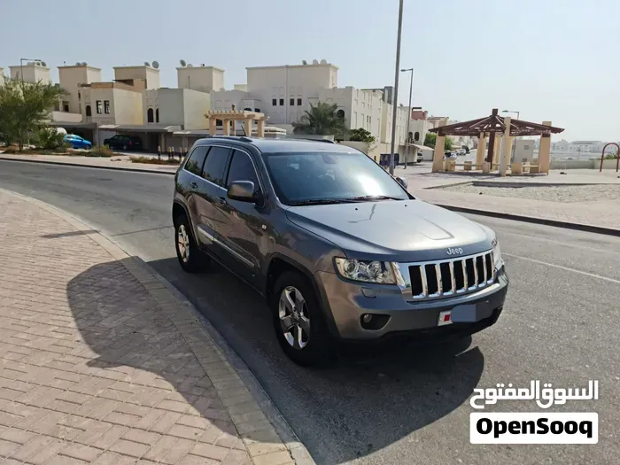 Jeep Cherokee 2012 photo 4