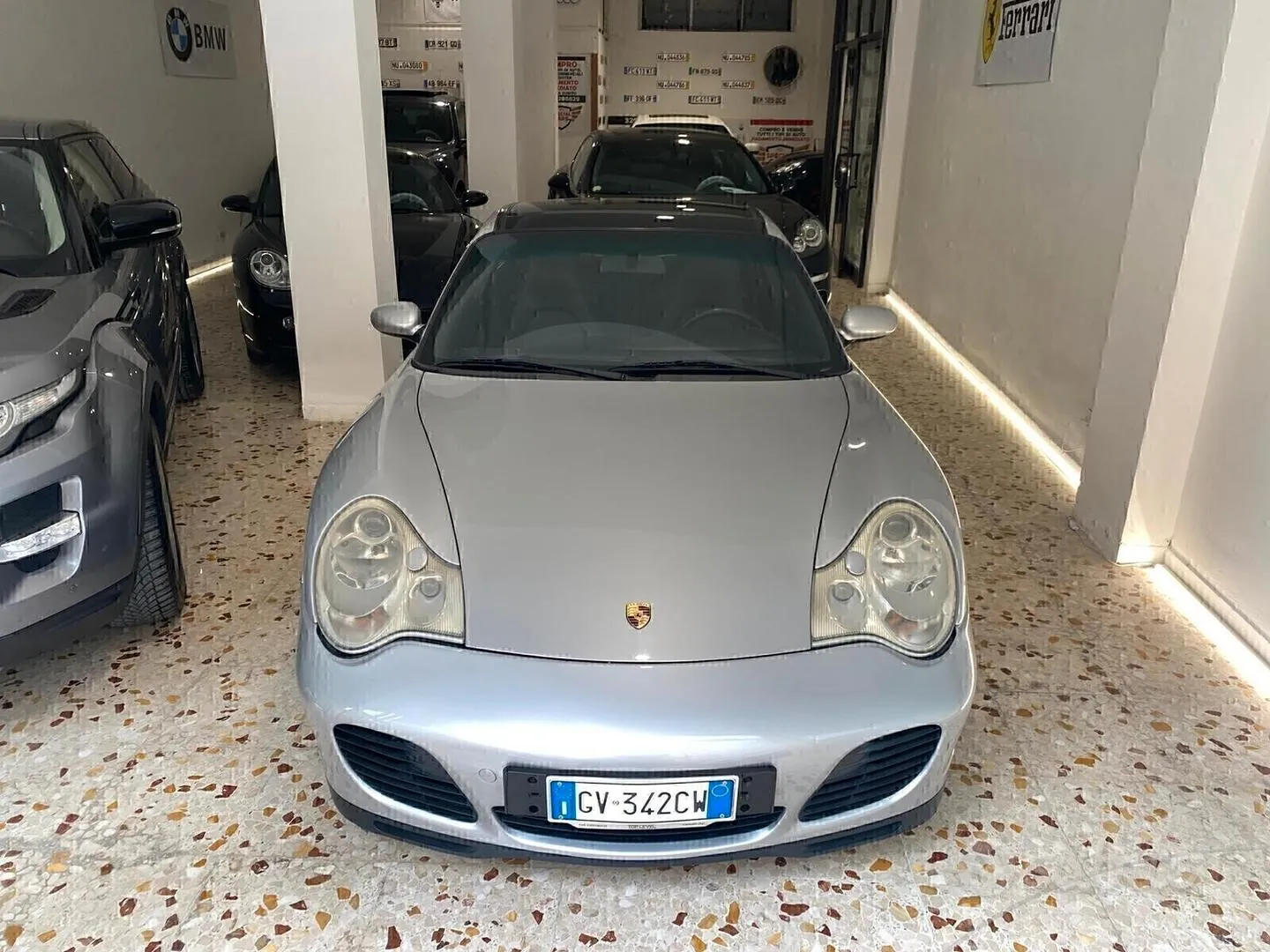 Porsche 911 2002 photo 2