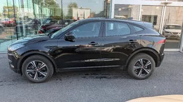 Jaguar E-Pace 2022 photo 2