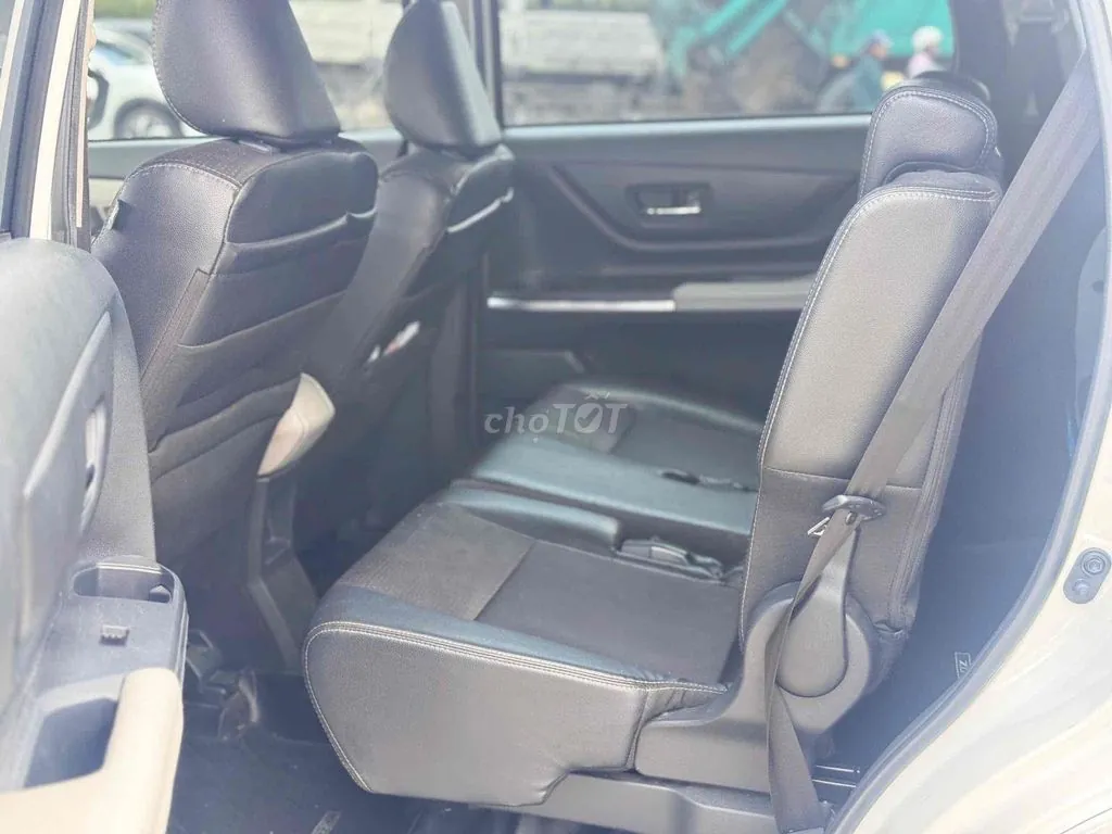 Toyota Veloz Cross 2023 photo 2