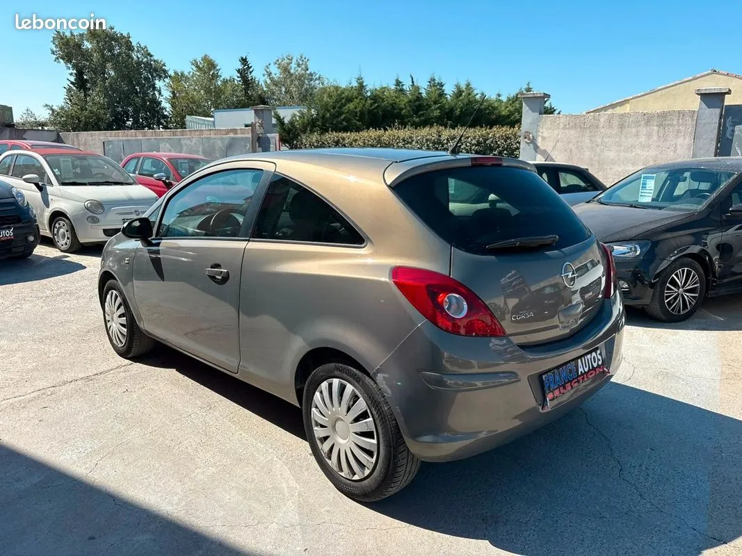 Opel Corsa 2010 photo 5