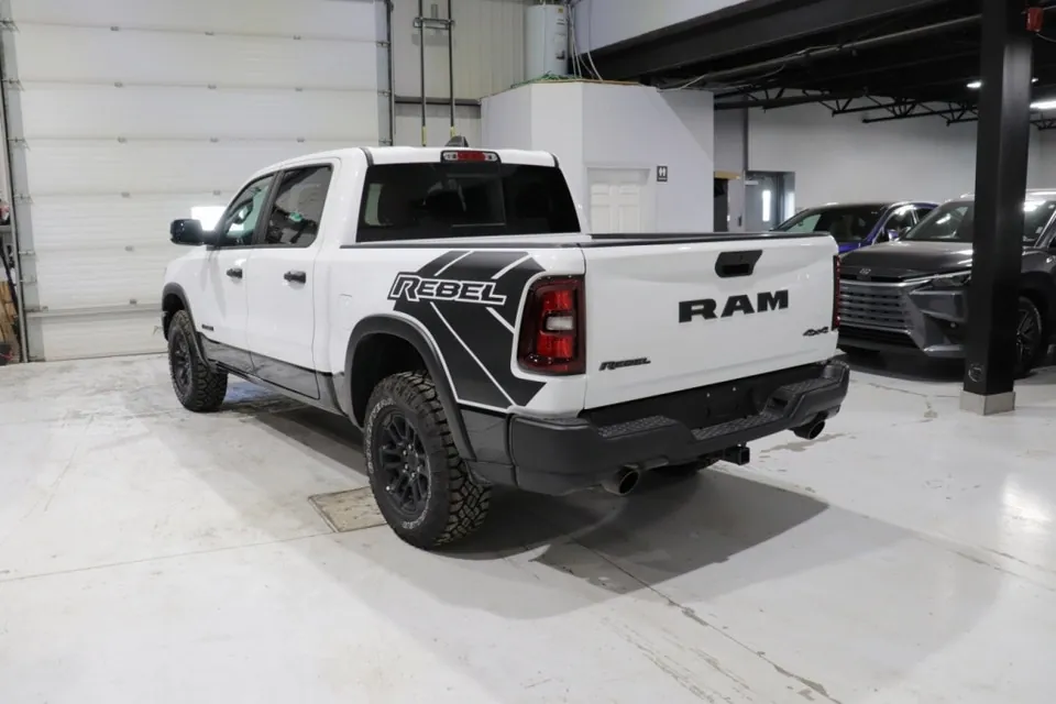 Ram 1500 Rebel 2026 photo 2