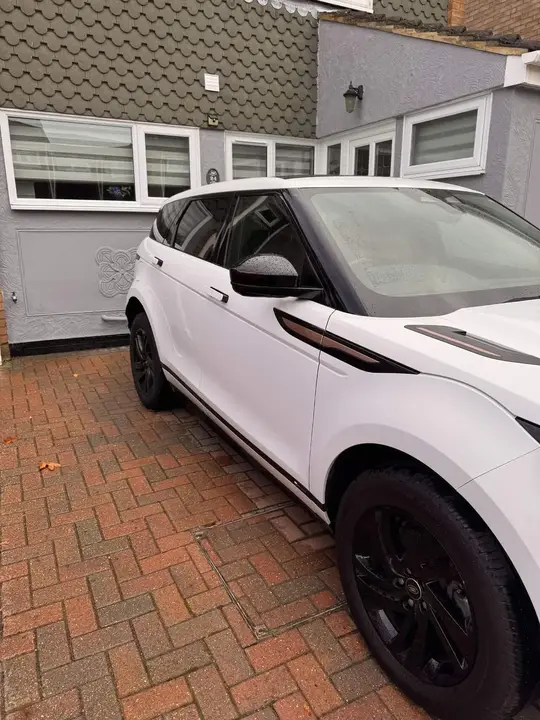Land Rover Range Rover Evoque 2021 photo 4
