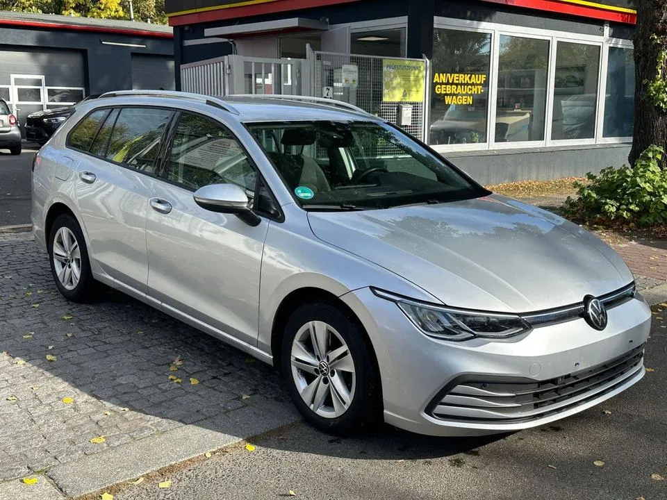 Volkswagen Golf Viii