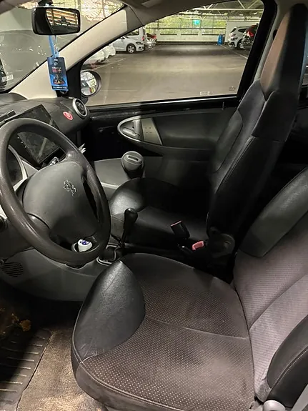 Peugeot 107 2008 photo 5