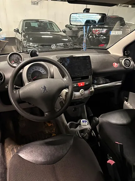 Peugeot 107 2008 photo 4