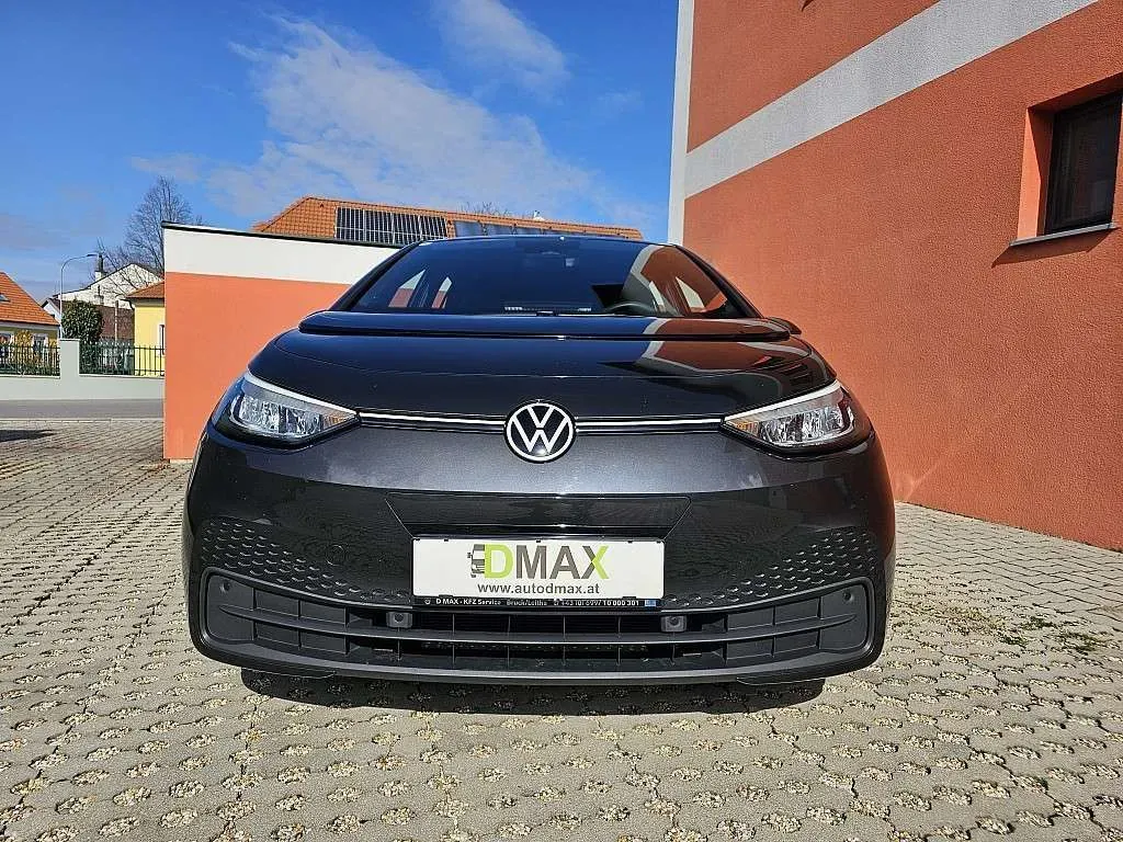 Volkswagen Id.3 2021 photo 2