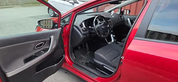 Kia Ceed 2014 photo 3
