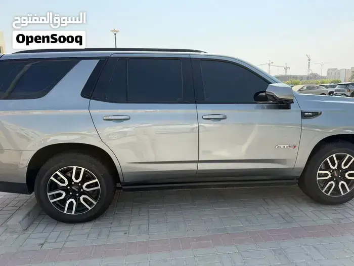 GMC Yukon 2024 photo 4