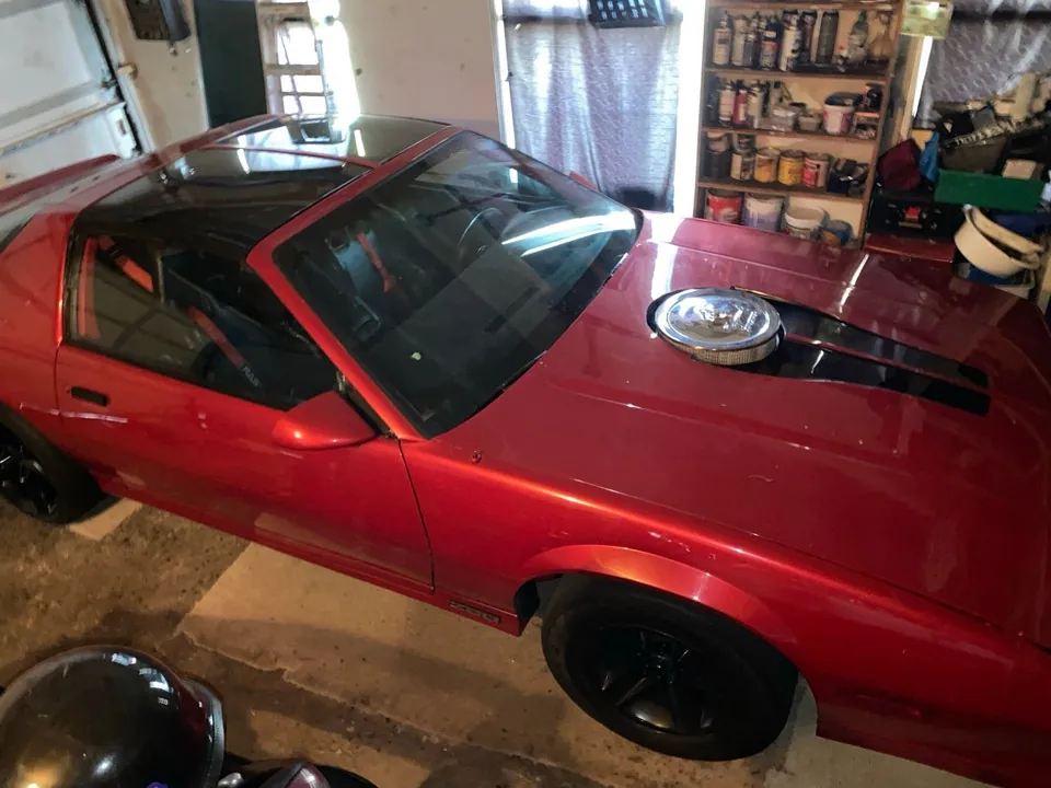Chevrolet Camaro 1983 photo 2