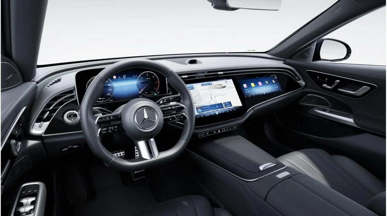 Mercedes-Benz E-Class photo 5