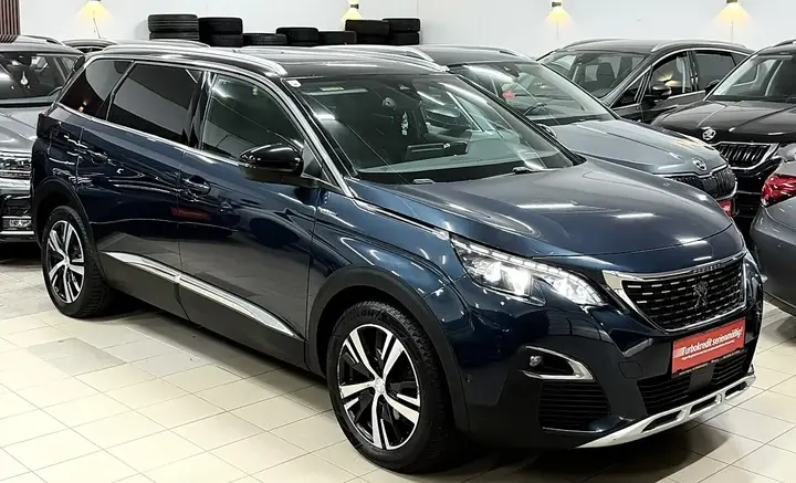 Peugeot 5008 2018 photo 2