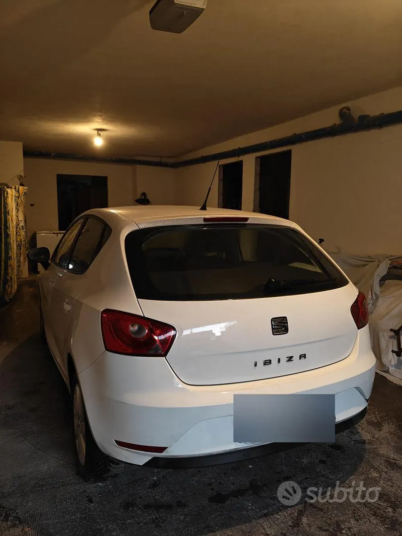 Seat Ibiza 2017 photo 2