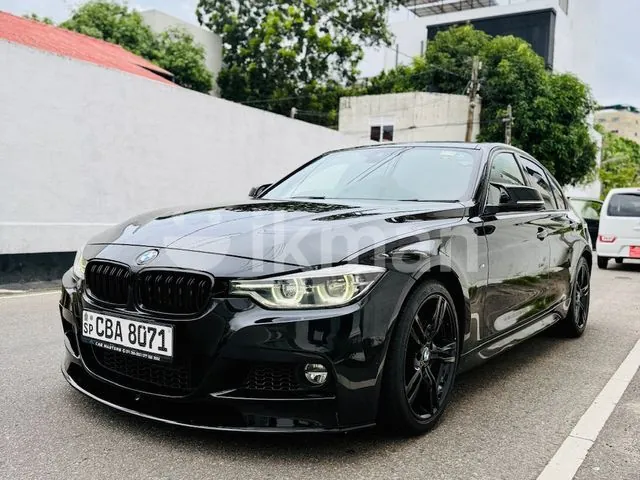 BMW 318I 2016 photo 3