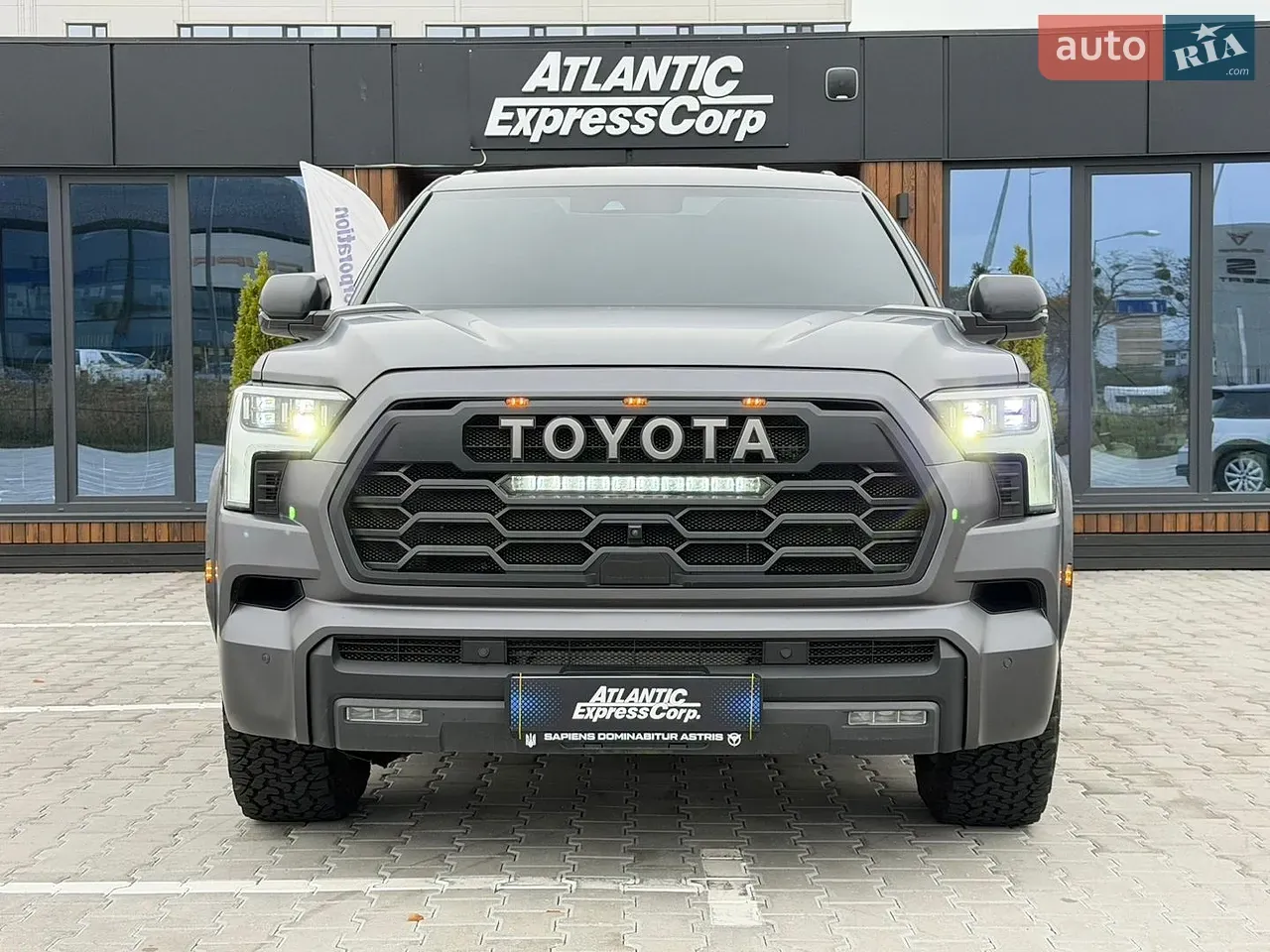 Toyota Sequoia 2023 photo 5