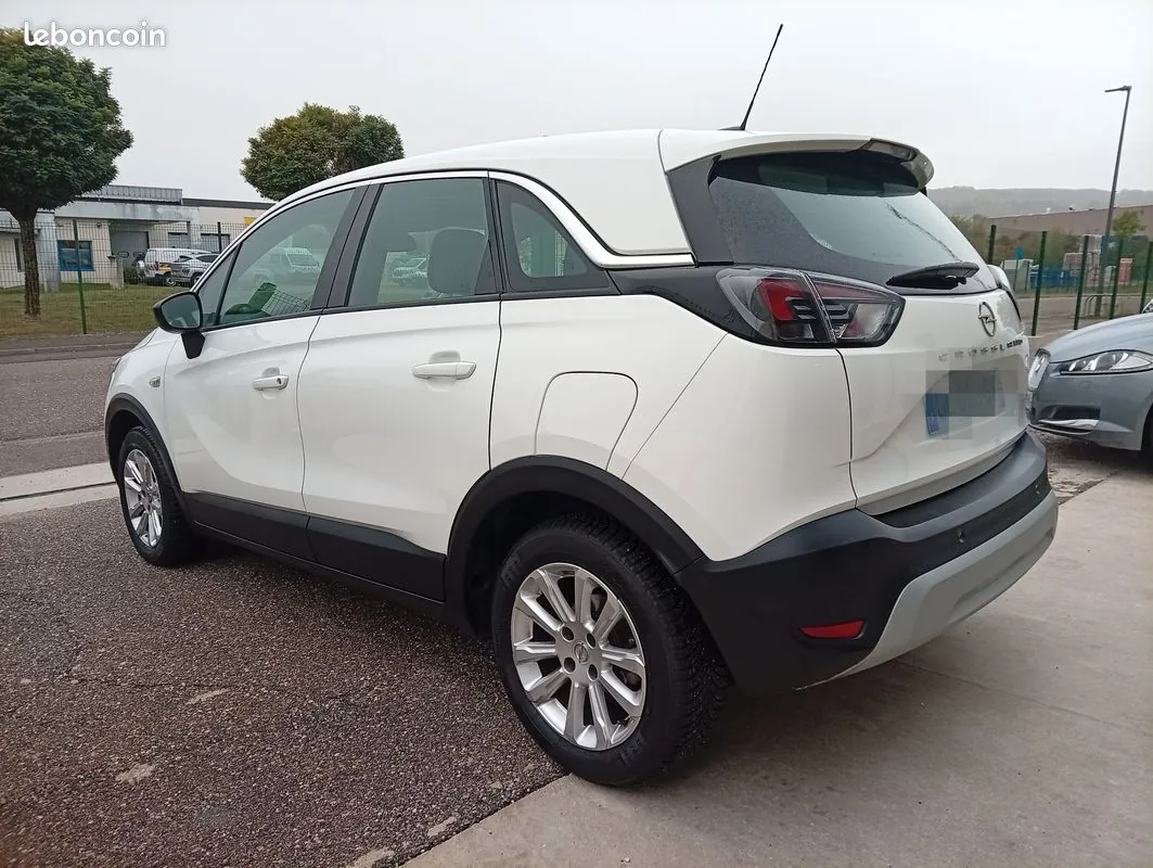 Opel Crossland 2022 photo 2