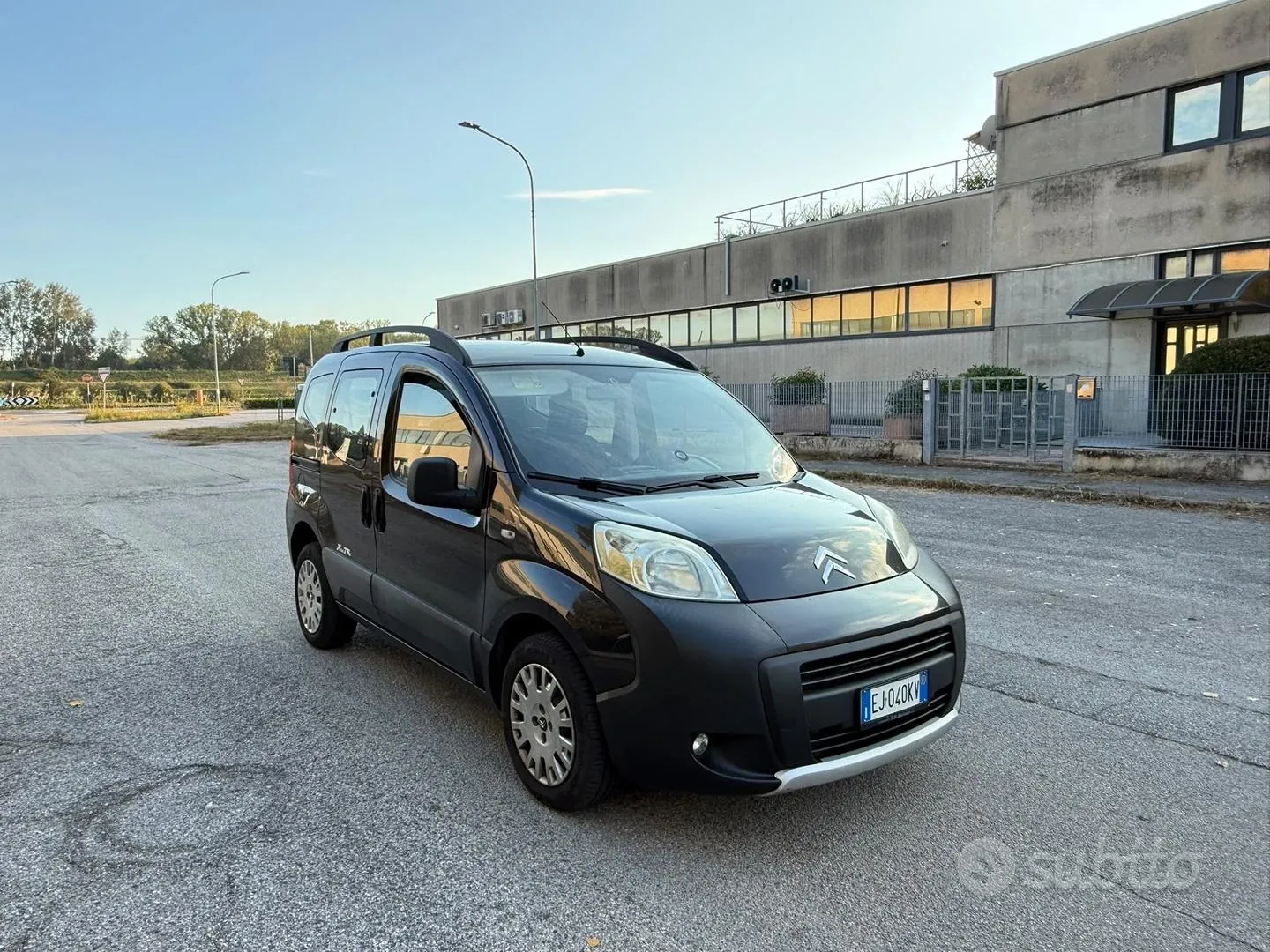 Citroen Nemo 2011 photo 2