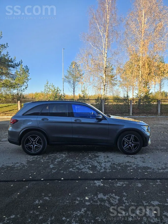 Mercedes-Benz Glc 200 2020 photo 3