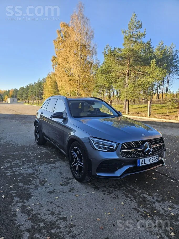 Mercedes-Benz Glc 200 2020 photo 2