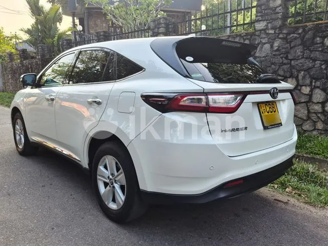Toyota Harrier 2017 photo 3
