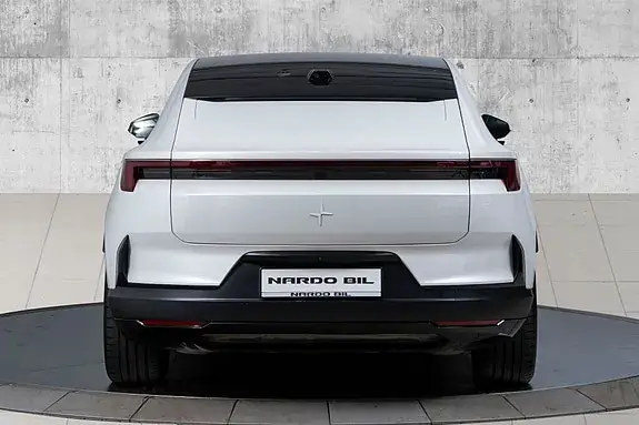 Polestar 4 2025 photo 4