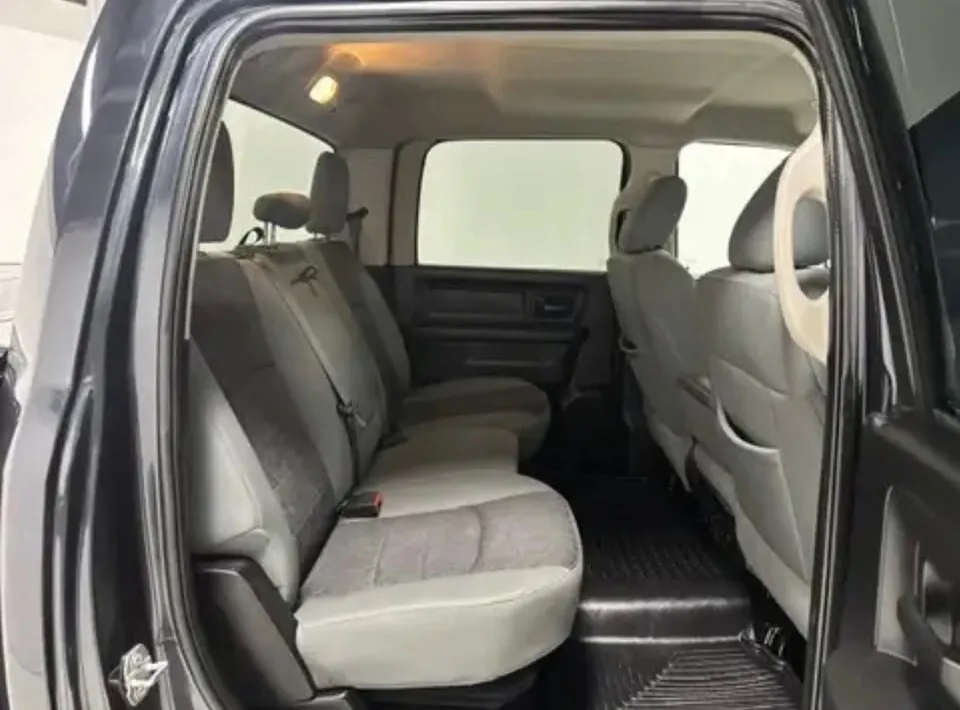 Ram 1500 Classic 2020 photo 2
